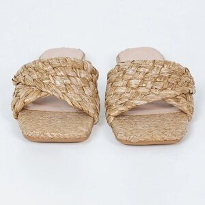 Women’s PRINCESS POLLY Shoreline Sandals- Natural. Size 8